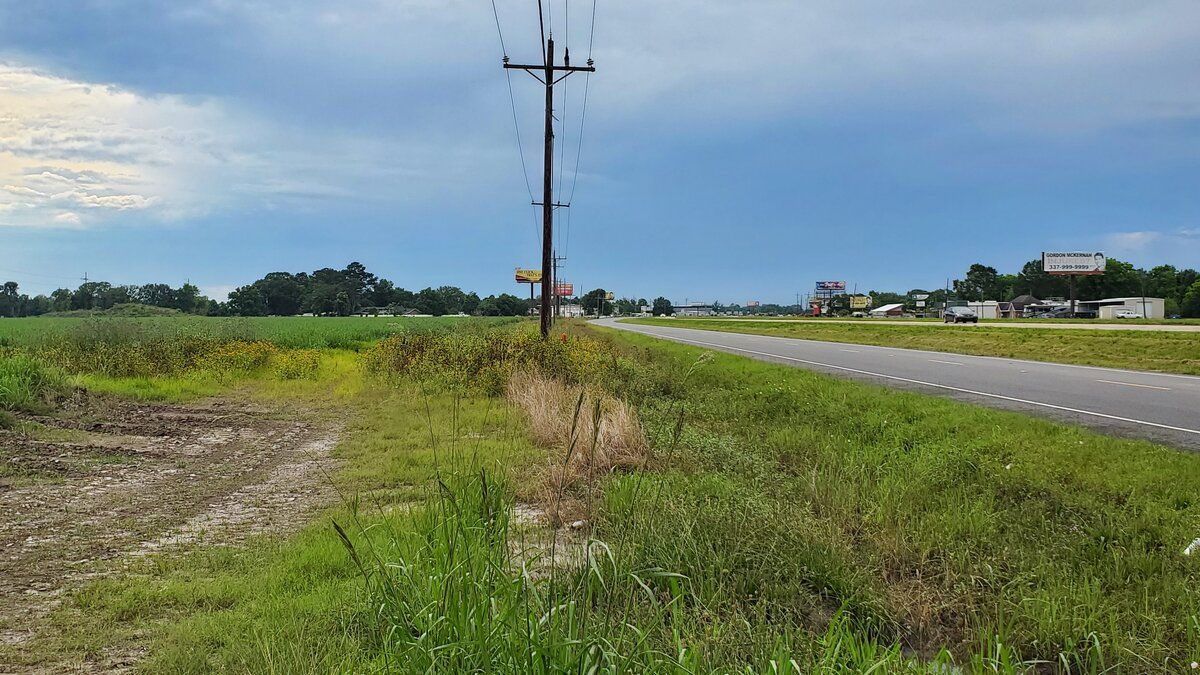 W Hwy 90 Frontage Rd, New Iberia, LA 70560